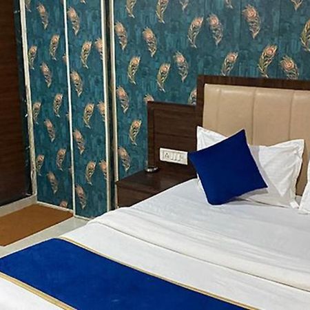 Fabexpress Ashirwad Residency Otel Mumbai Dış mekan fotoğraf